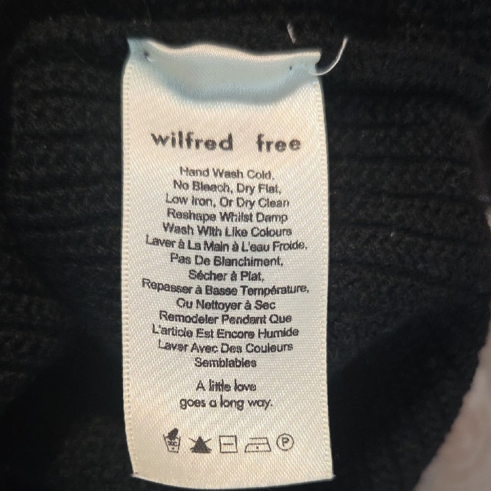 Wilfred Free Aritzia Black Cropped Sweater - Picture 12 of 13
